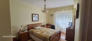 Apartamento, 3 quartos, Centro de Carnaxide