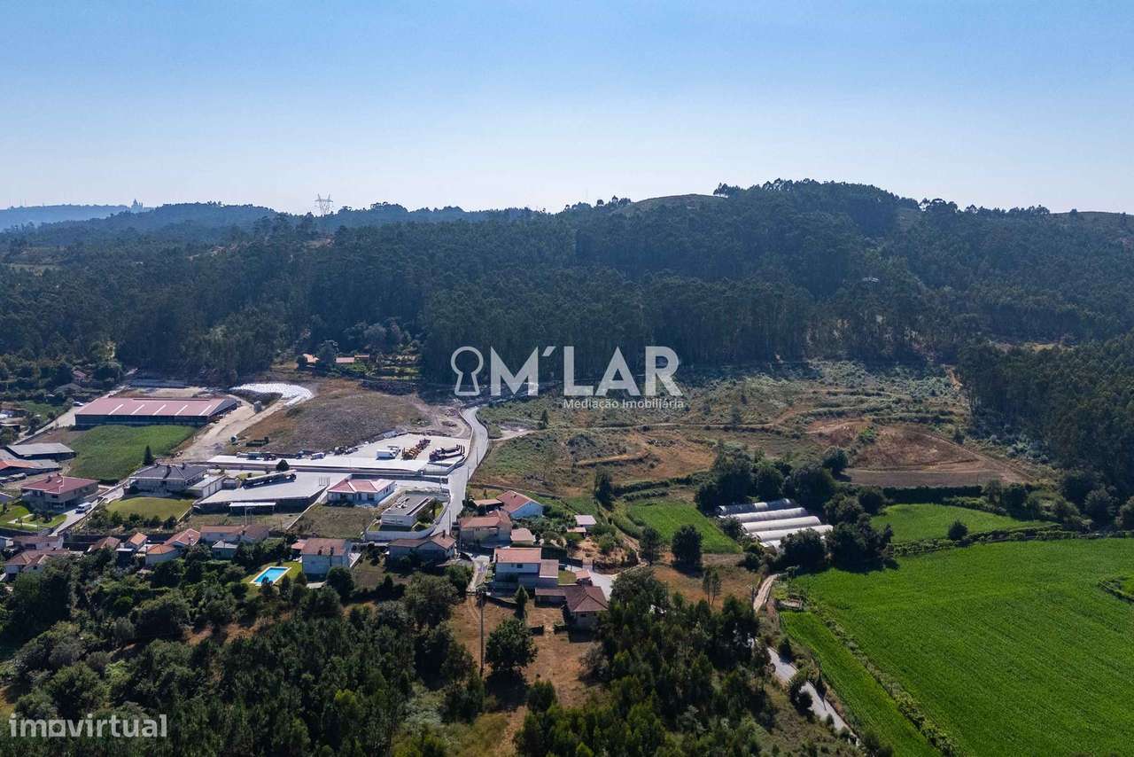 Quinta com moradia T3, em Pedralva - Braga-38