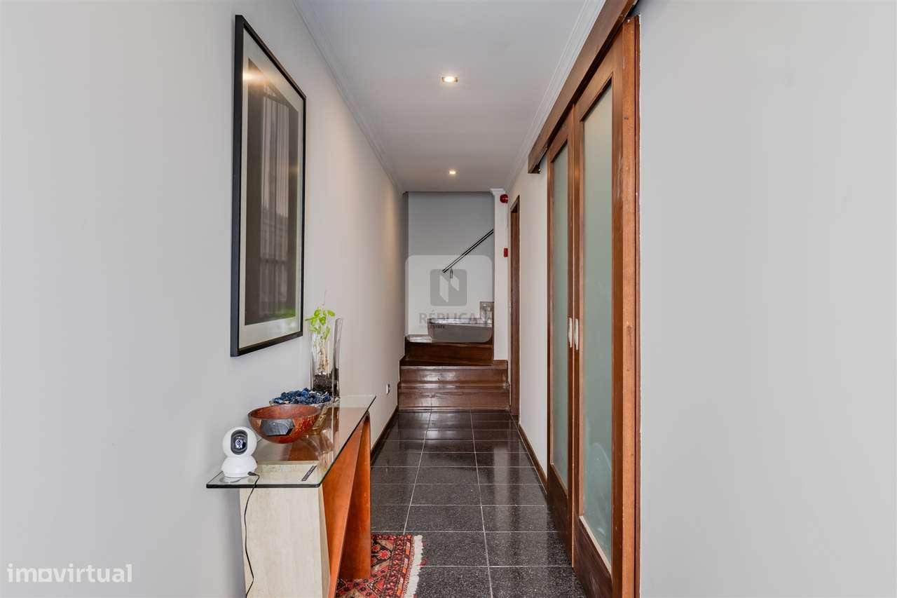 Moradia T3+1 Mobilada  com Vistas para Rio Douro-26