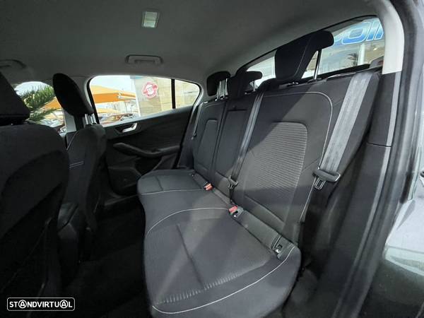 Ford Focus 1.5 TDCi EcoBlue Titanium - 53