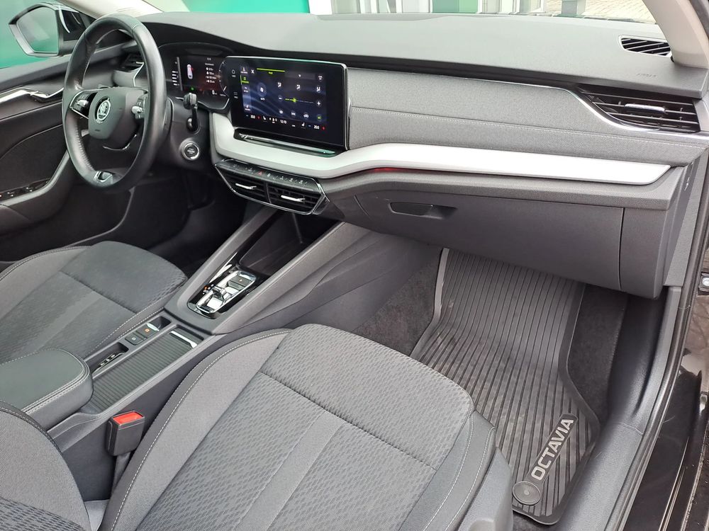SKODA OCTAVIA Style Aktywny Tempomat Klimatyzacja 3 strefowa Łopatki Kamera Ambiente