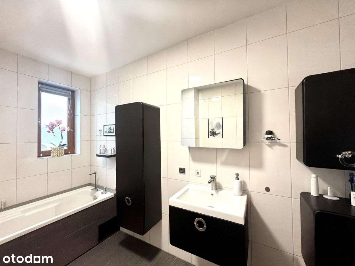 Malowniczy dom w Lućmierzu-9