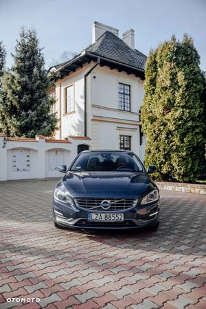 Volvo S60 T6 AWD Geartronic Edition - 3