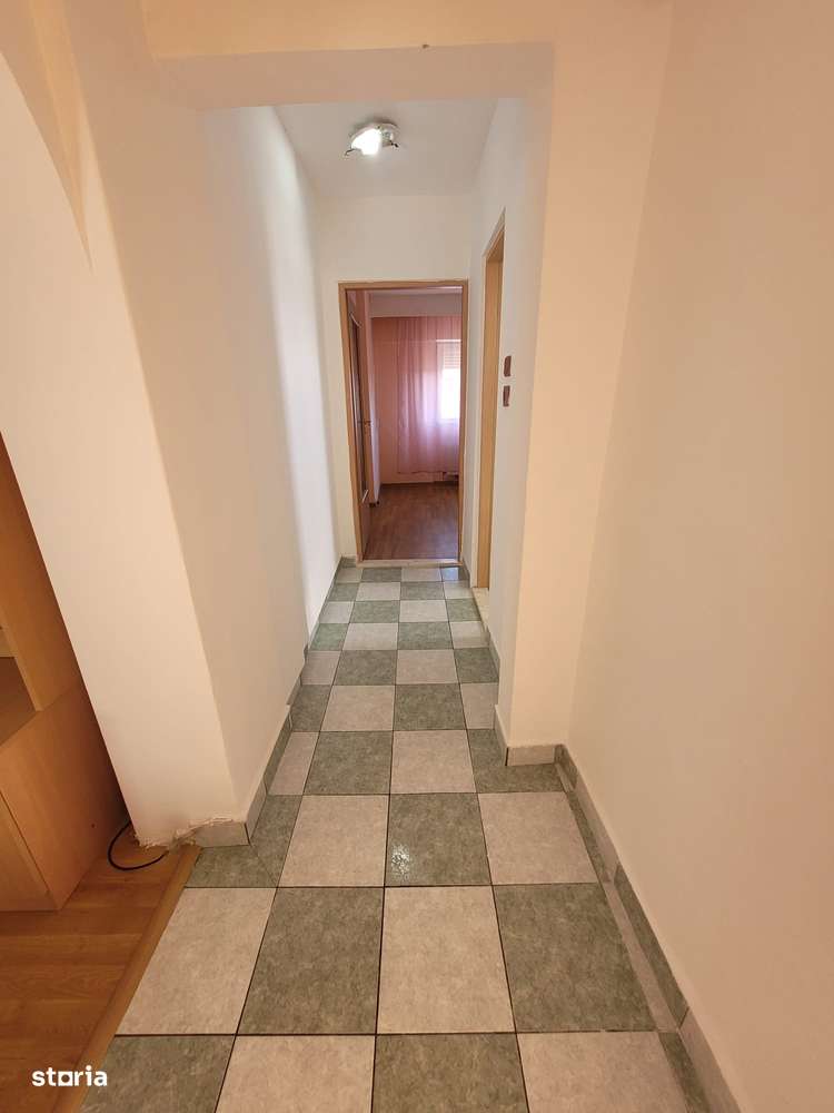 Apartament 3 camere langa Liceul Nr.7 | Micro 16-14