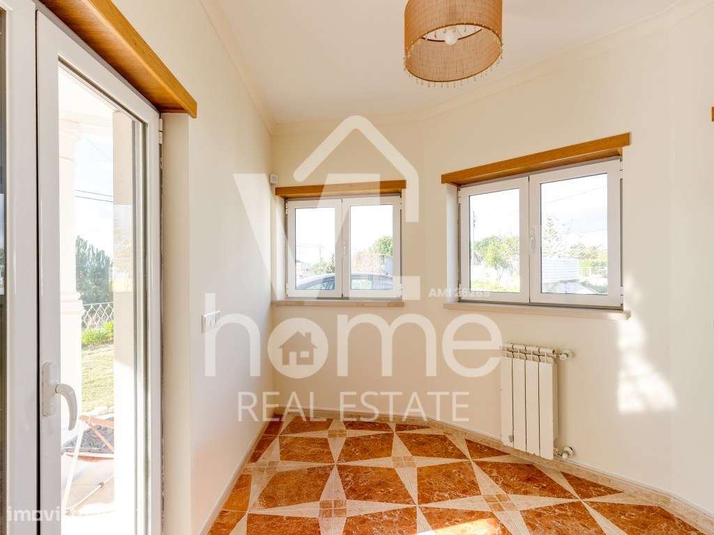 Moradia T4 com 3 WC, Garagem e 1000 m² de Terreno - AZOIA | LEIRIA-30