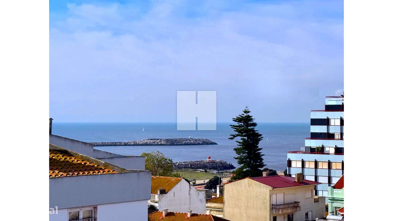 T0 NOVO c/ Terraço no Bairro Novo-1