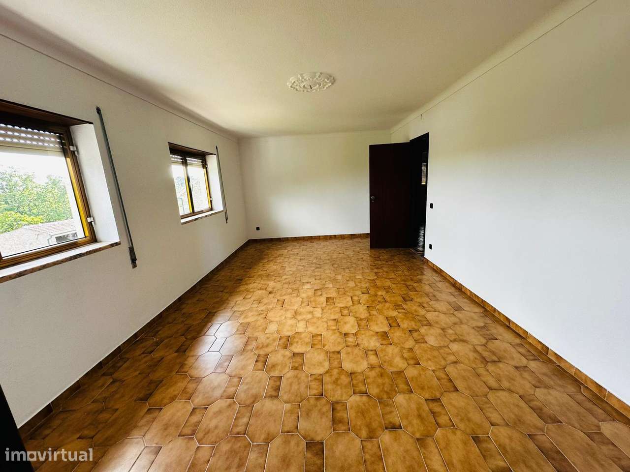 Imóvel de banco : escritura ao abrigo do simplex-30