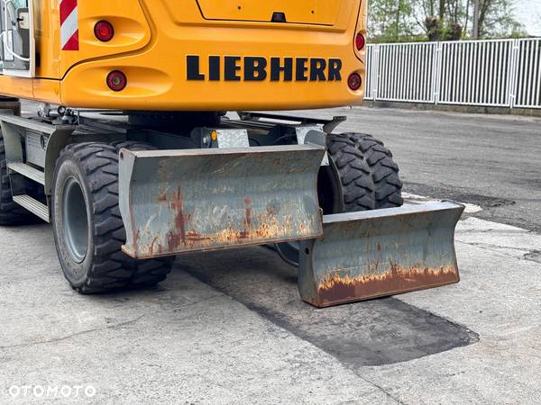 Liebherr A912 Compact - 37