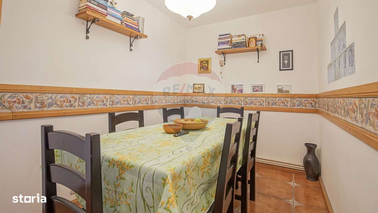 De vanzare 4 camere Racadau-zona Parcul Trandafirilor-17