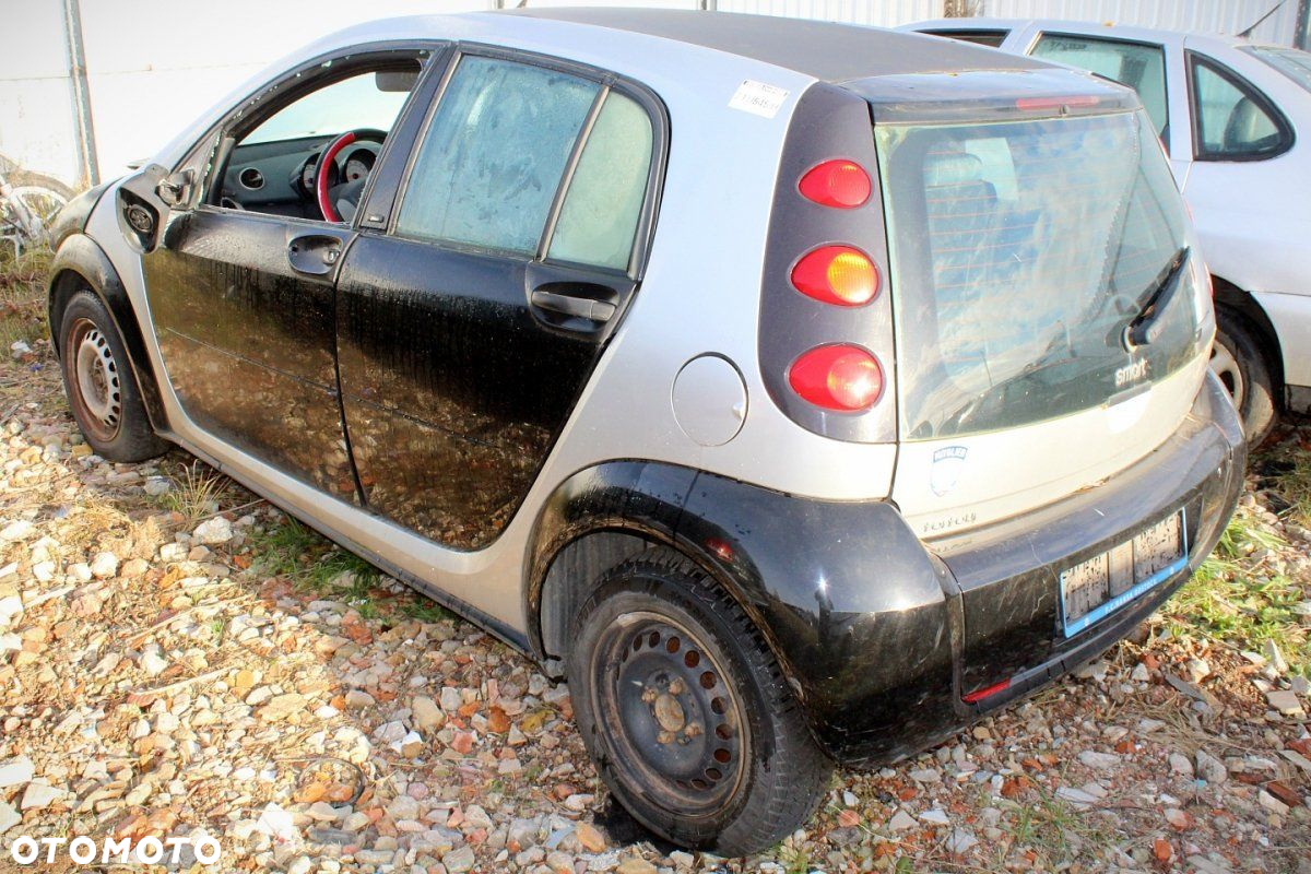 Smart Forfour 2004 1.3i 135930 5-drzwi (MASKA, ZDERZAK, LAMPA, BŁOTNIK, DRZWI, KLAPA, SZYBA, FOTEL) - 3