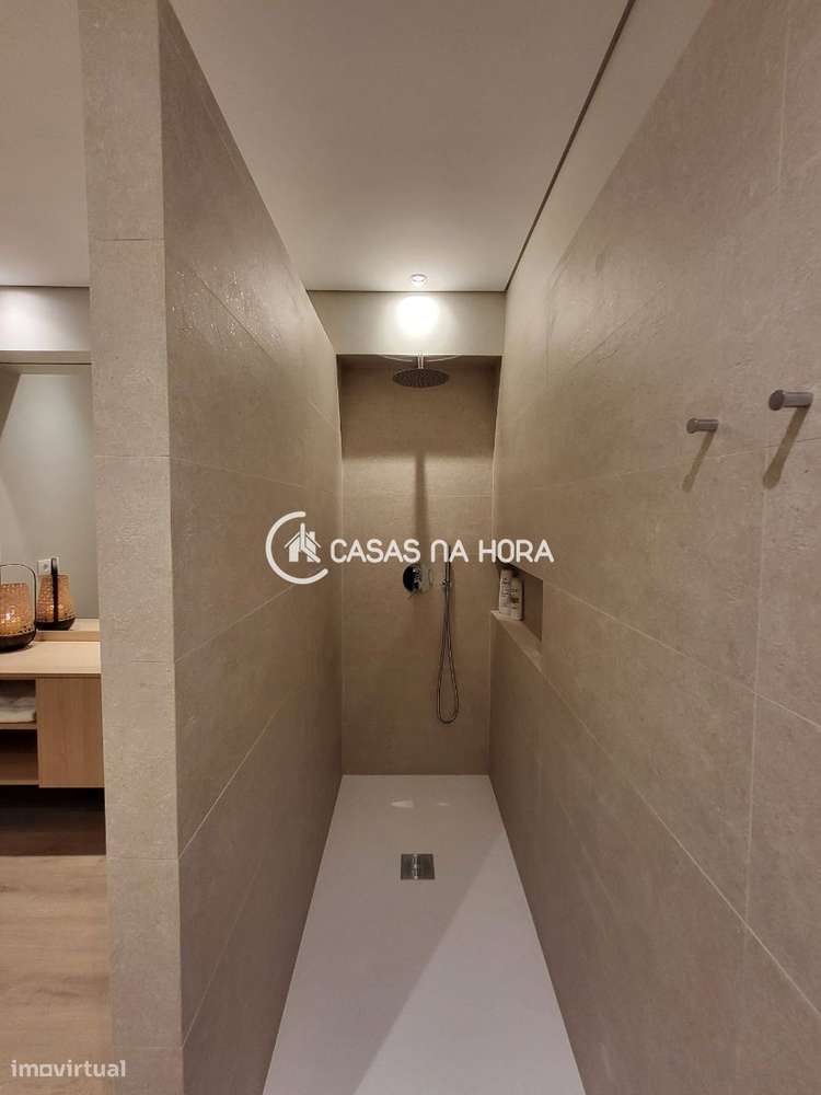 Apartamento totalmente remodelado e mobilado | Matosinhos Sul-26