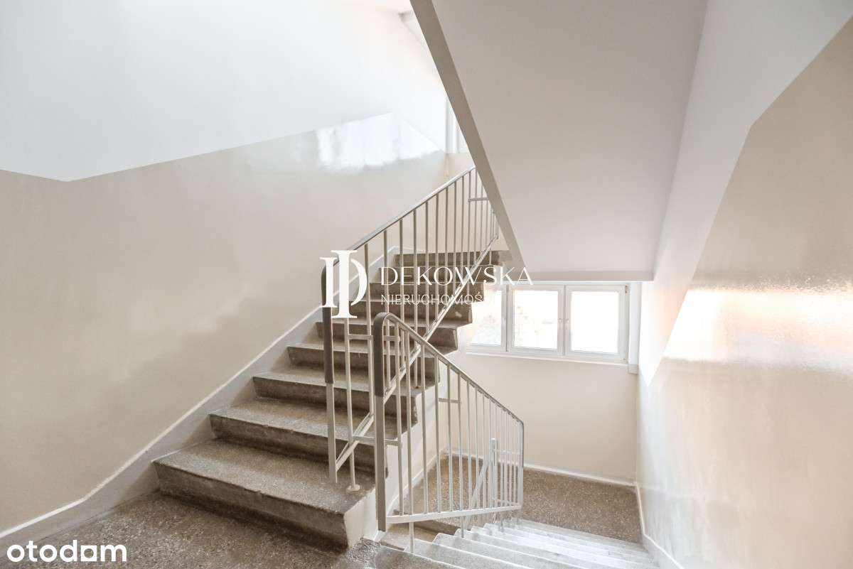 2-pokojowe mieszkanie z loggią blisko Starówki-10