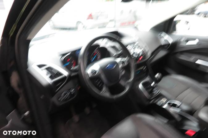 Ford Kuga 2.0 TDCi 4WD Titanium Plus - 22