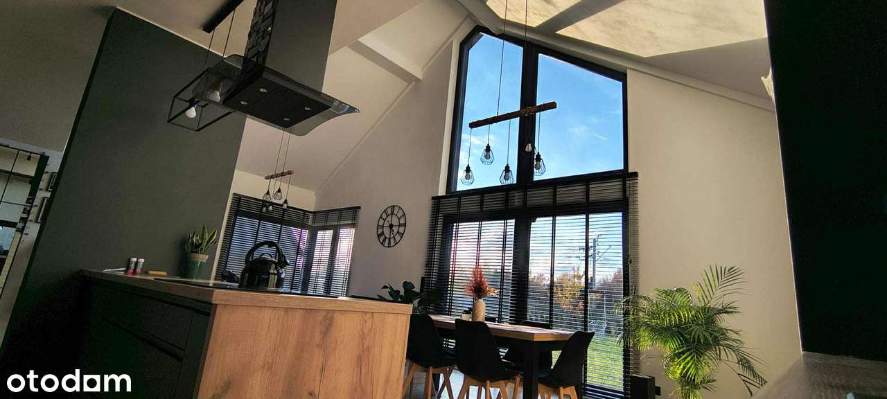 Sprzedaż bez prowizji kupującego - komfortowy i nowoczesny dom-5