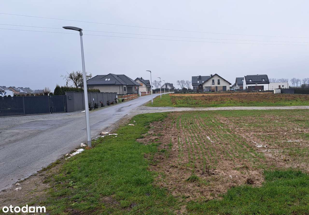 Działka budowlana 1306 m² w spokojnej okolicy - Pełny obrazek: 2/5