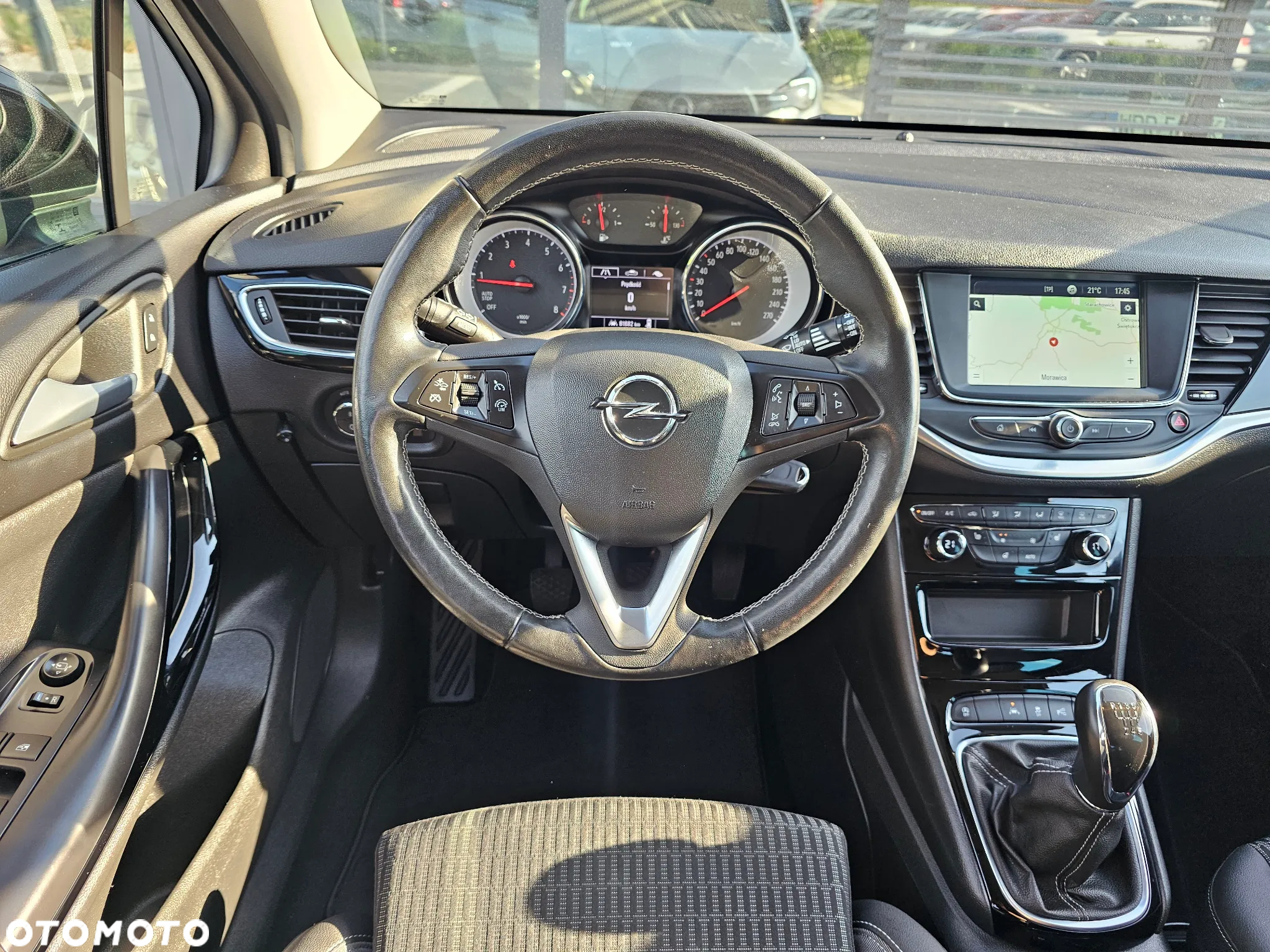 Opel Astra V 1.2 T Elegance S&S - 18
