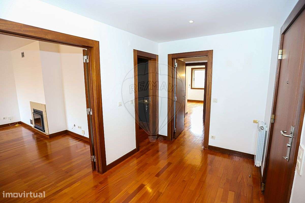 Apartamento T3 para arrendamento - Grande imagem: 2/33