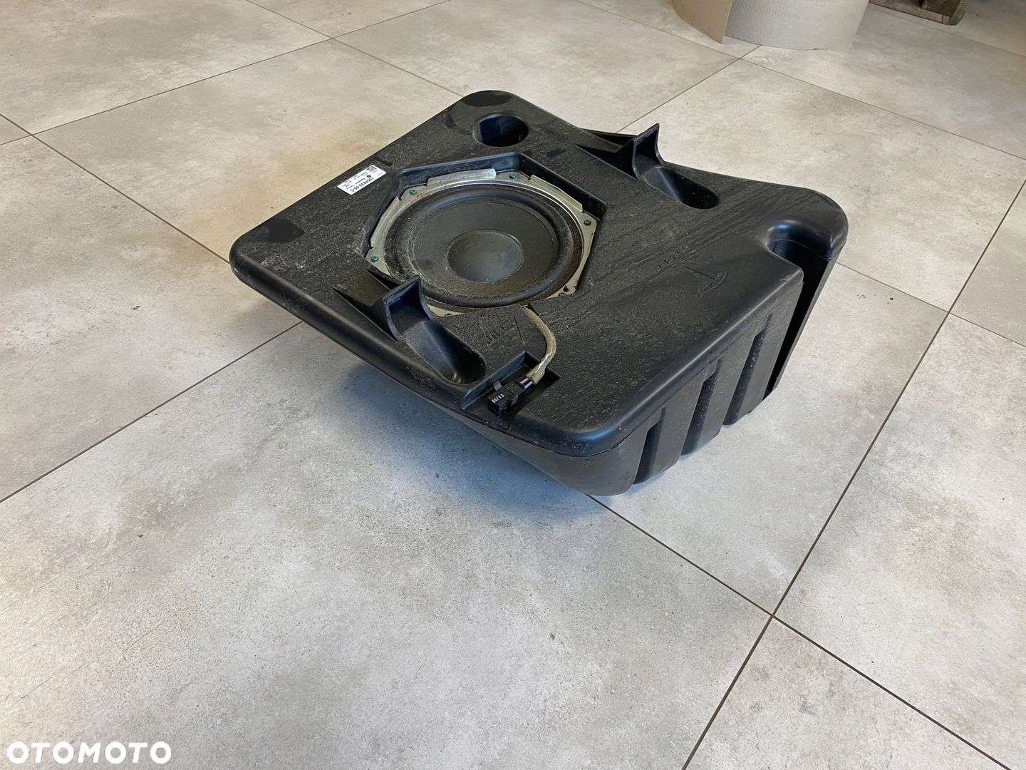 TESLA S 2013r. GŁOŚNIK SUBWOOFER 1004833-05-C - 3