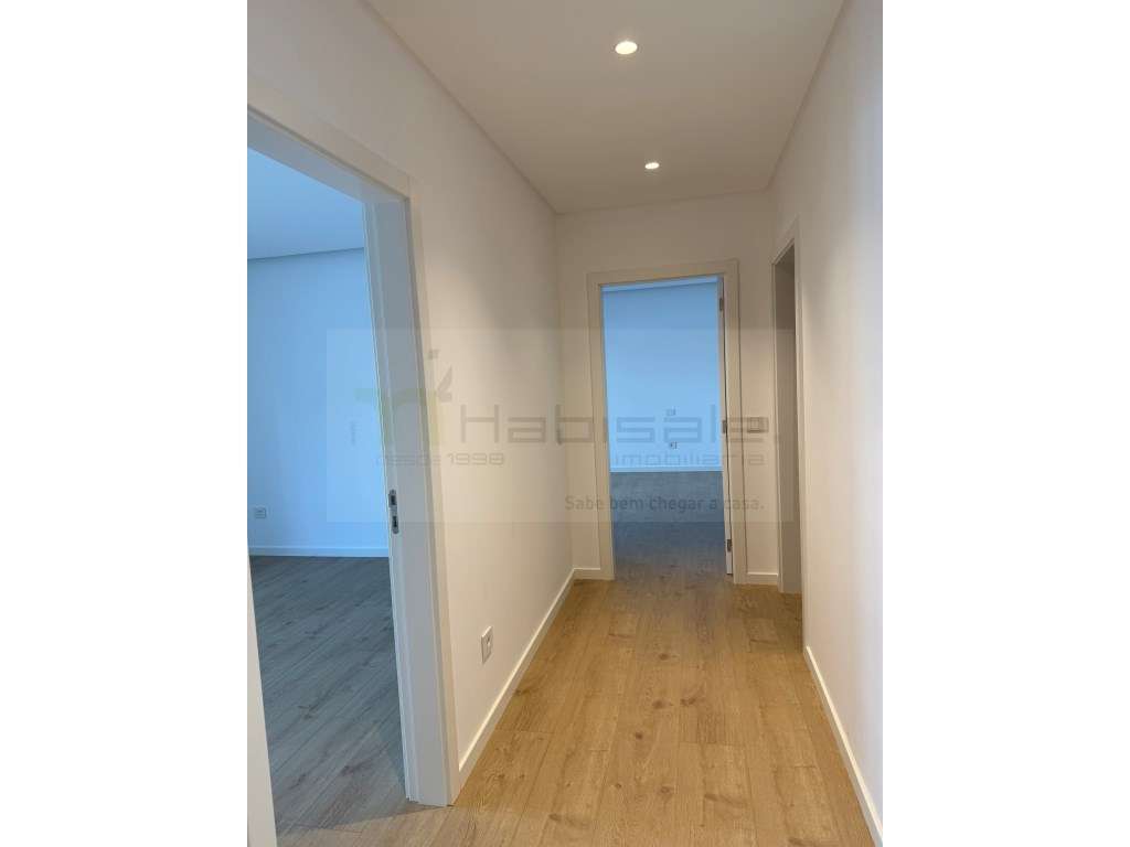 T3 no Junqueiro junto à praia - Grande imagem: 5/21