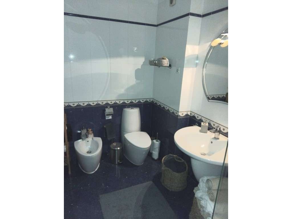 Bairro Salgado - T2 Espetacular com Parqueamento e Arrecadação-13