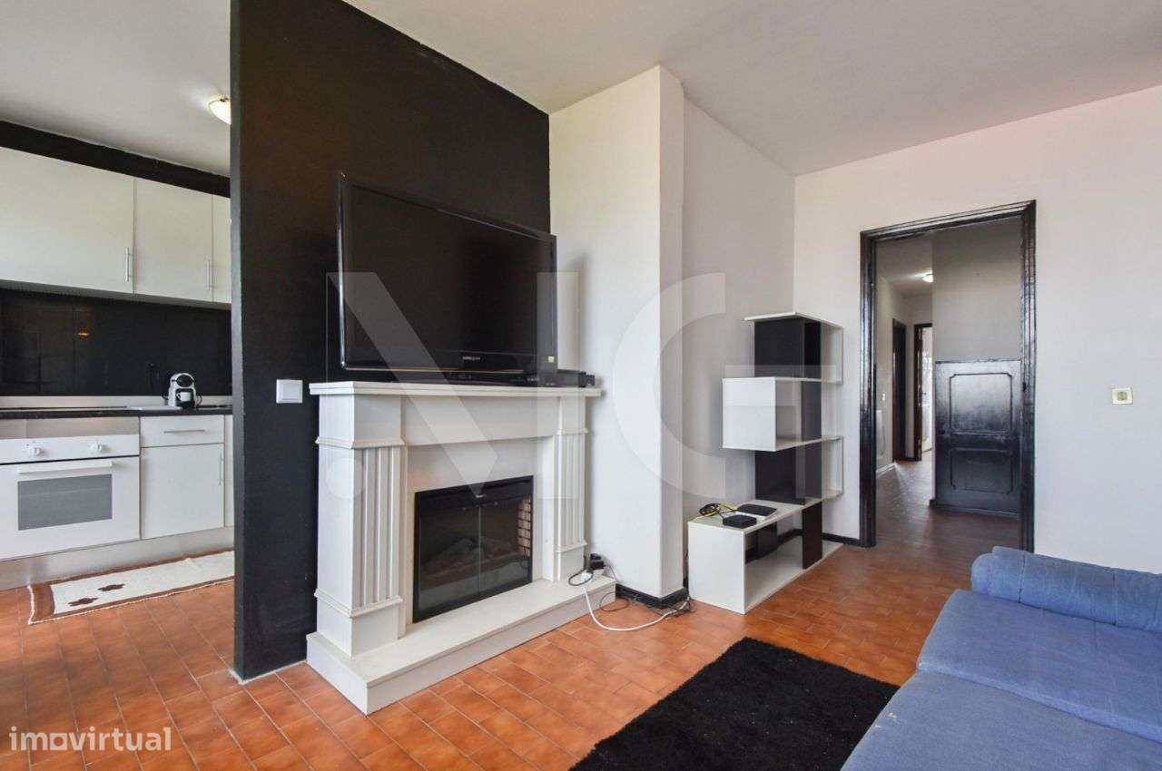 Apartamento T2 em Campanhã Totalmente Mobilado e Equipado-13
