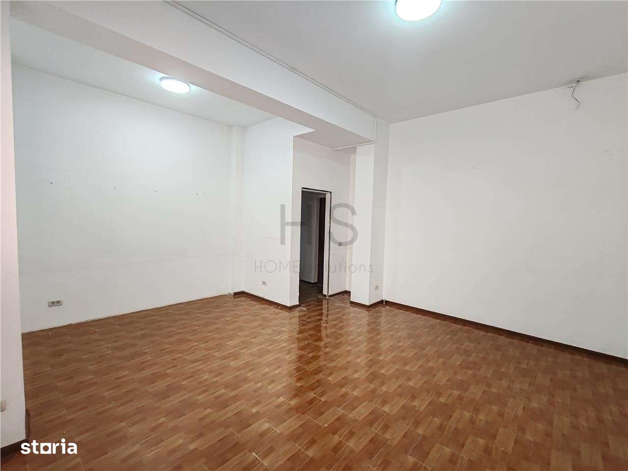 De vanzare spatiu comercial zona Centru-5