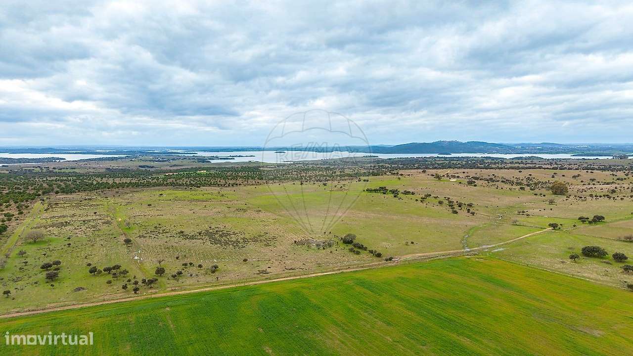 Terreno  para venda - Grande imagem: 2/21