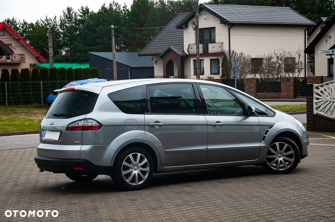 Ford S-Max 2.0 TDCi DPF Trend - 24