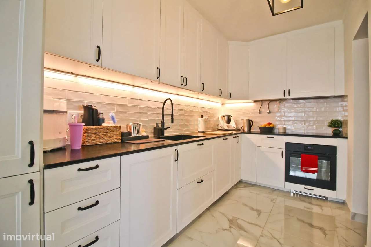 Apartamento T2 situado em Odiáxere, lagos.-13