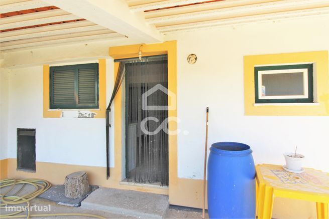 Moradia T2 inserida em Terreno de 528m2 em Gavião-1