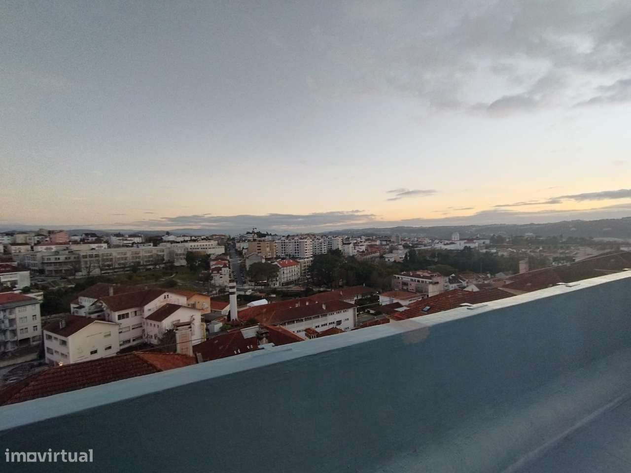Apartamento T1 com terraço - Grande imagem: 4/10