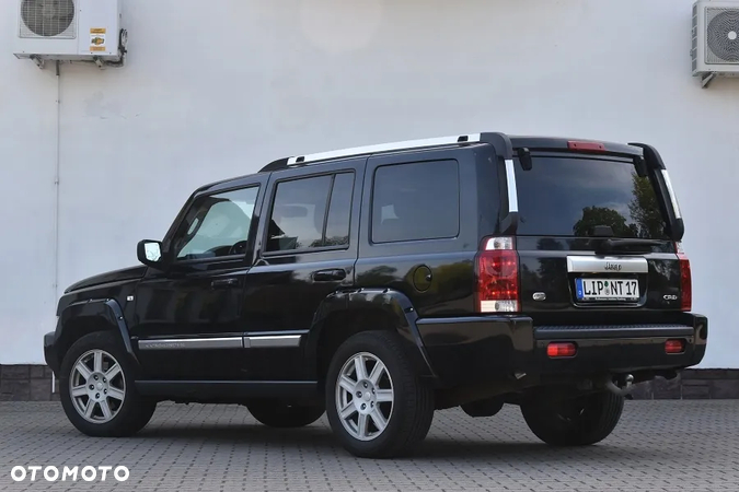 Jeep Commander 3.0 CRD Overland - 13