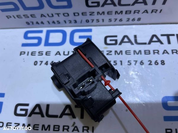 Switch Motoras Blocare Deblocare Deschidere Usa Usita Capac Buson Rezervor Audi A5 2008 - 2016 Cod 8K0862153F - 1