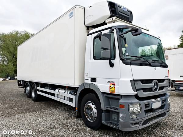 Mercedes-Benz Actros 2532 6x2 EURO5 CHŁODNIA SUPRA 1150 - 4