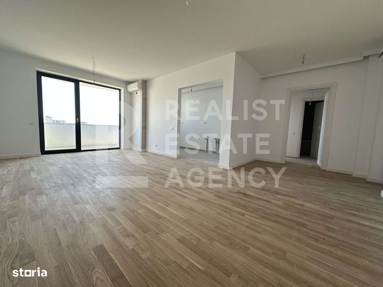 Apartament cu 2 camere - Vedere spre lac, zona Sisesti