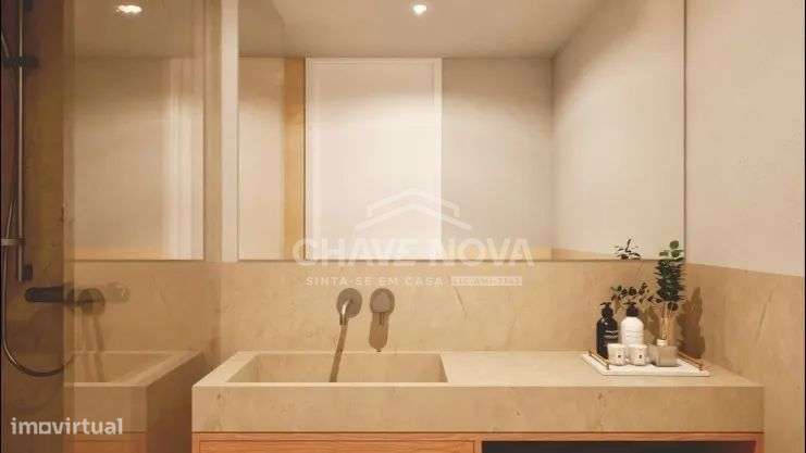 T2 Novo c/ Lugar de Garagem em Santa Marinha (VL8)-13
