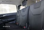 Ford S-Max - 11