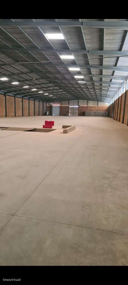 Armazém Porto Mós/Pedreiras  (Leiria) - Grande imagem: 5/6