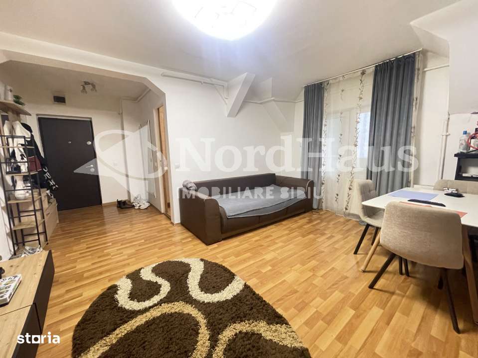 DE VANZARE APARTAMENT TIP MANSARDA | UTILAT | MOBILAT | VASILE AARON-1