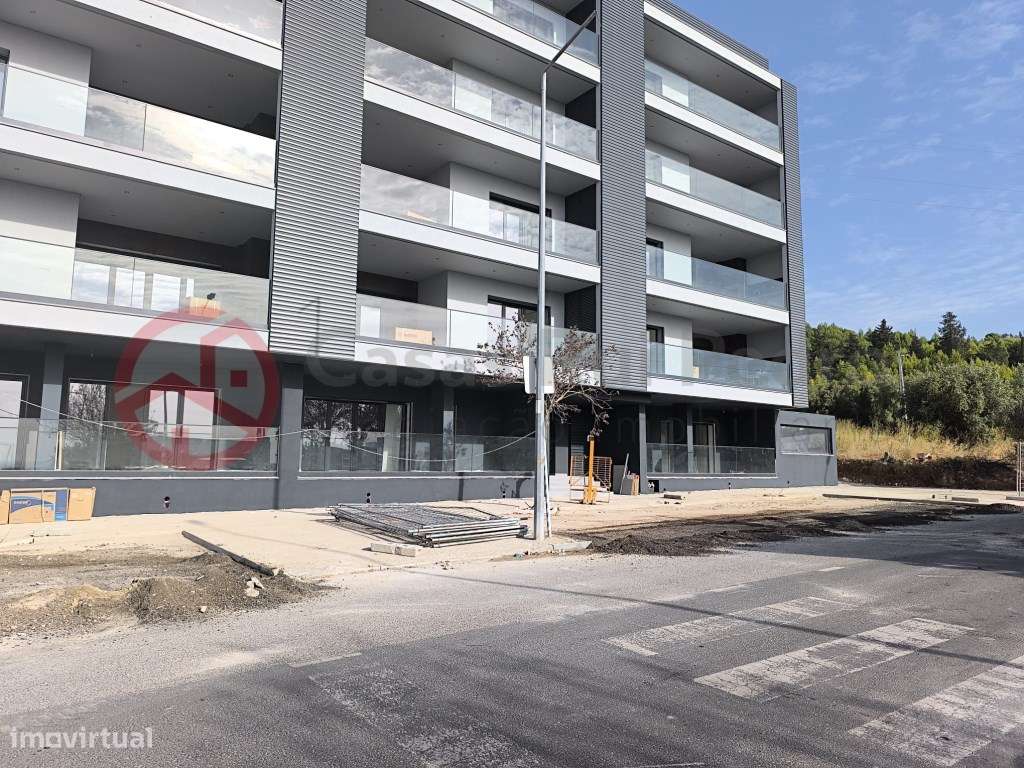 Apartamento T3 com Varanda e Garagem Box, no Sobralinho, Vila Franc... - Grande imagem: 4/42