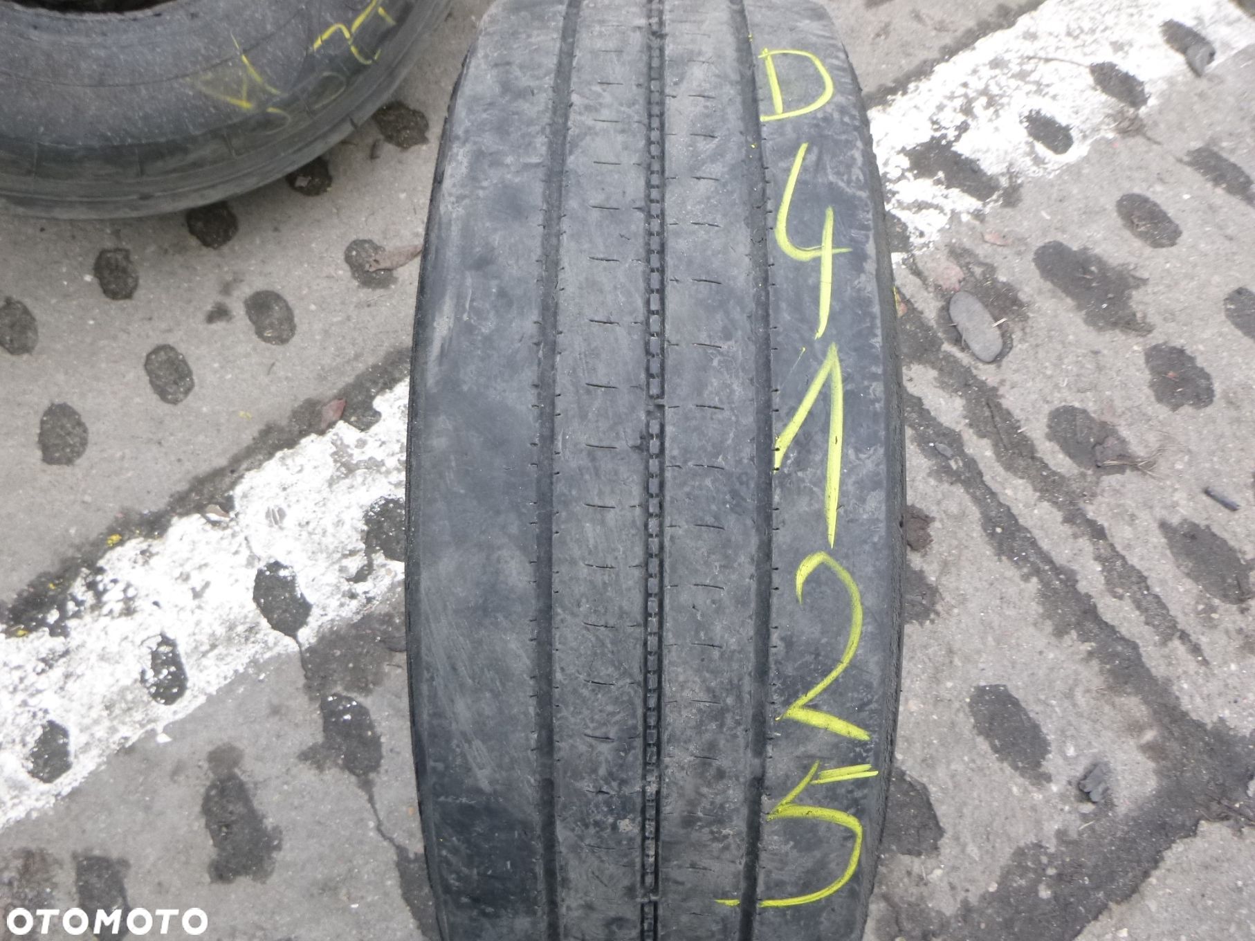 Opona ciężarowa 235/75R17.5 Bridgestone R-STEER 002 - 1