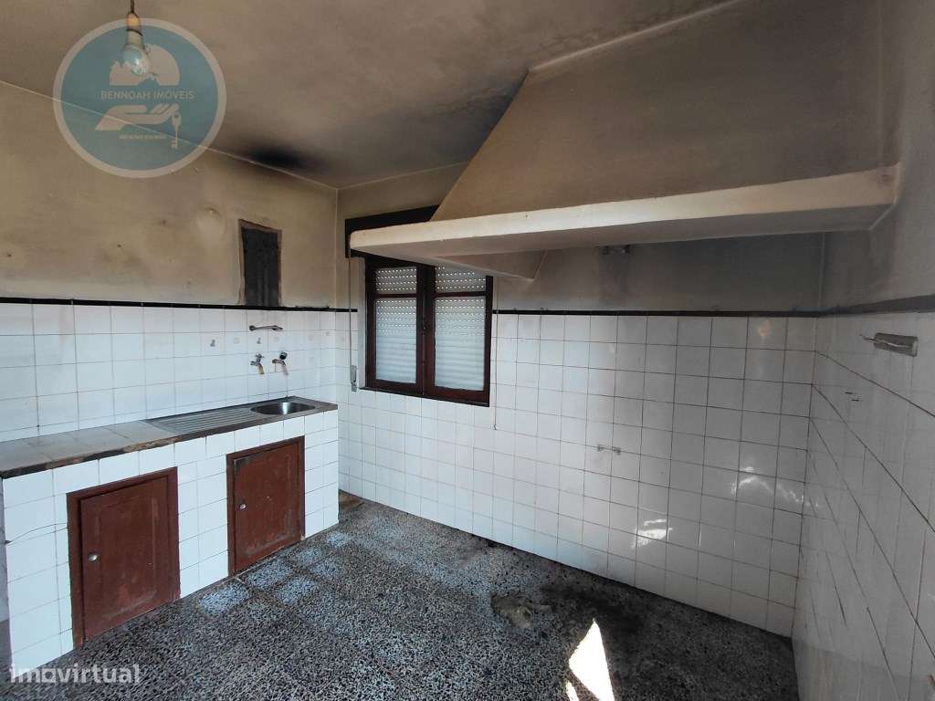 Casa Geminada à Venda em Outeirinho, Cabeceiras de Basto Excelente ...-9