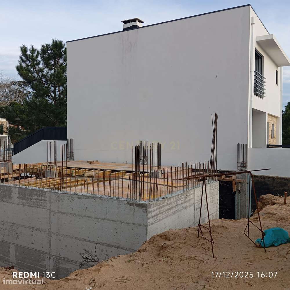 Moradia nova geminada em construção na Maçã em Sesimbra. - Grande imagem: 5/34