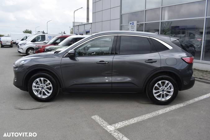 Ford Kuga - 3