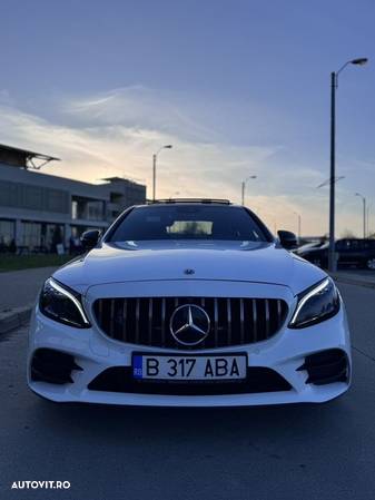 Mercedes-Benz C 220 d 4Matic T 9G-TRONIC AMG Line - 3