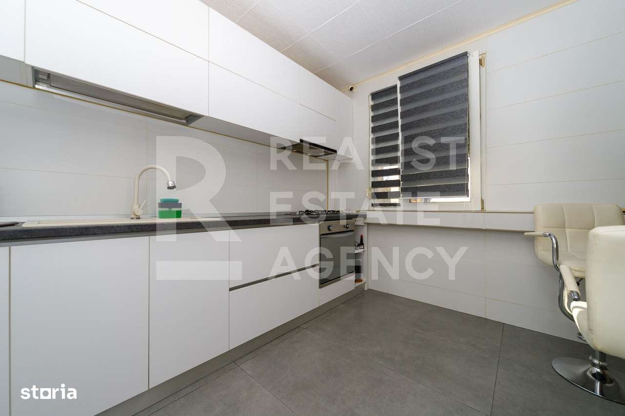 Vanzare, apartament, 3 camere, zona Drumul Taberei