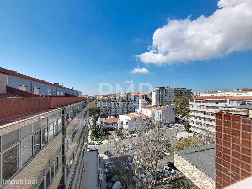 T1 Luminoso com Vista Panorâmica | Ideal para Investimento-12