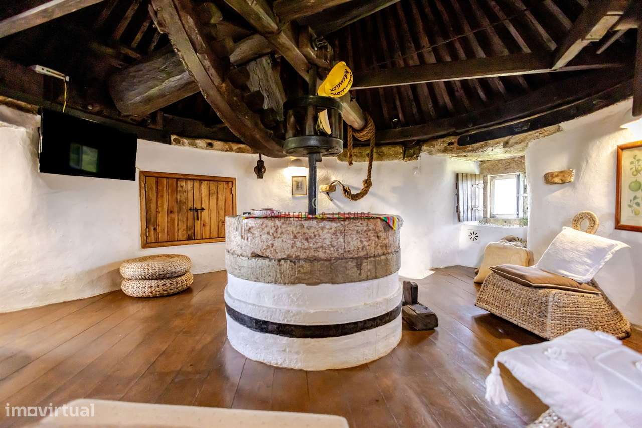 Moinho do Século XIX com 3 pisos inteiramente remodelado-12