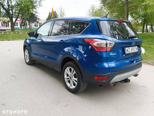 Ford Kuga - 5