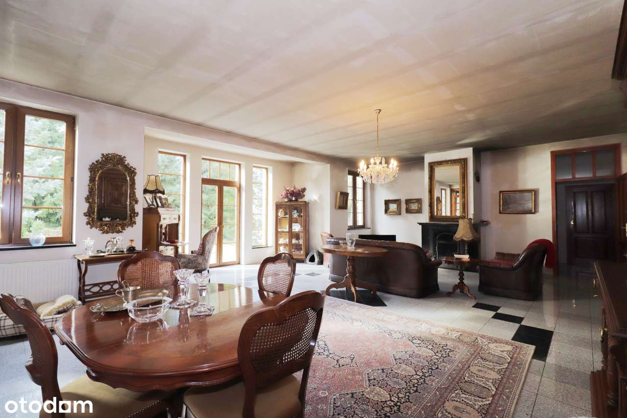 Dom w klasycznym stylu,  ogród, garaż dwustanowiskowy | Krężnica Jara-5